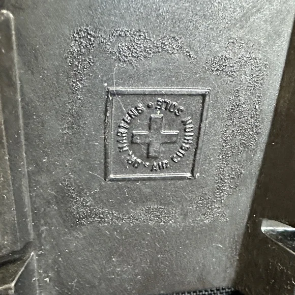 Dr. Martens Black Combs Boots size 41 (9) - Picture 9 of 13